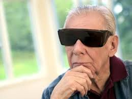 ຍົກສູງຄວາມສາມາດສຳພັດກັບຂໍ້ມູນ ຂ່າວໃຫ້ແກ່ຄົນຕາບອດ